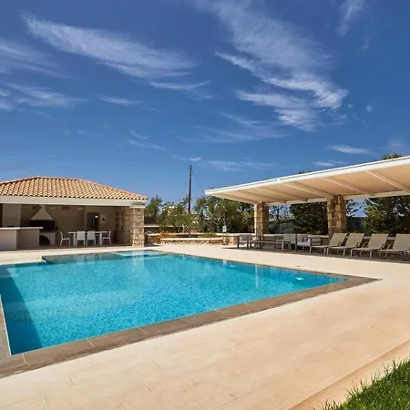Serenity Villa